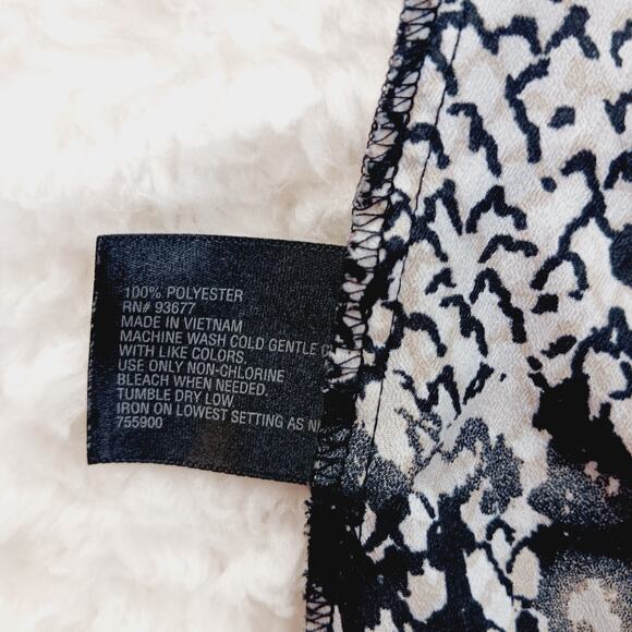 Blouse Size 3X Snake Black Beige Chic Minimalist Bold Edgy Work Resort Vacation - Picture 15 of 16